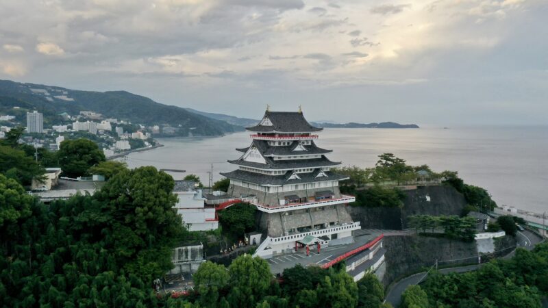 일본 시즈오카 아타미 언덕 위 아타미성 전경