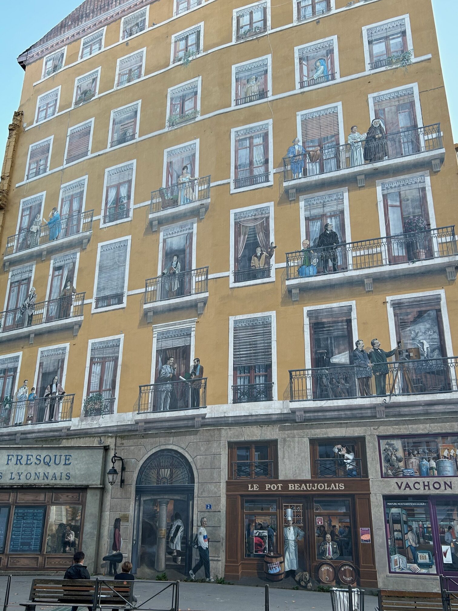 리옹의 프레스크 데 리요네 대형 트롱프뢰유 벽화