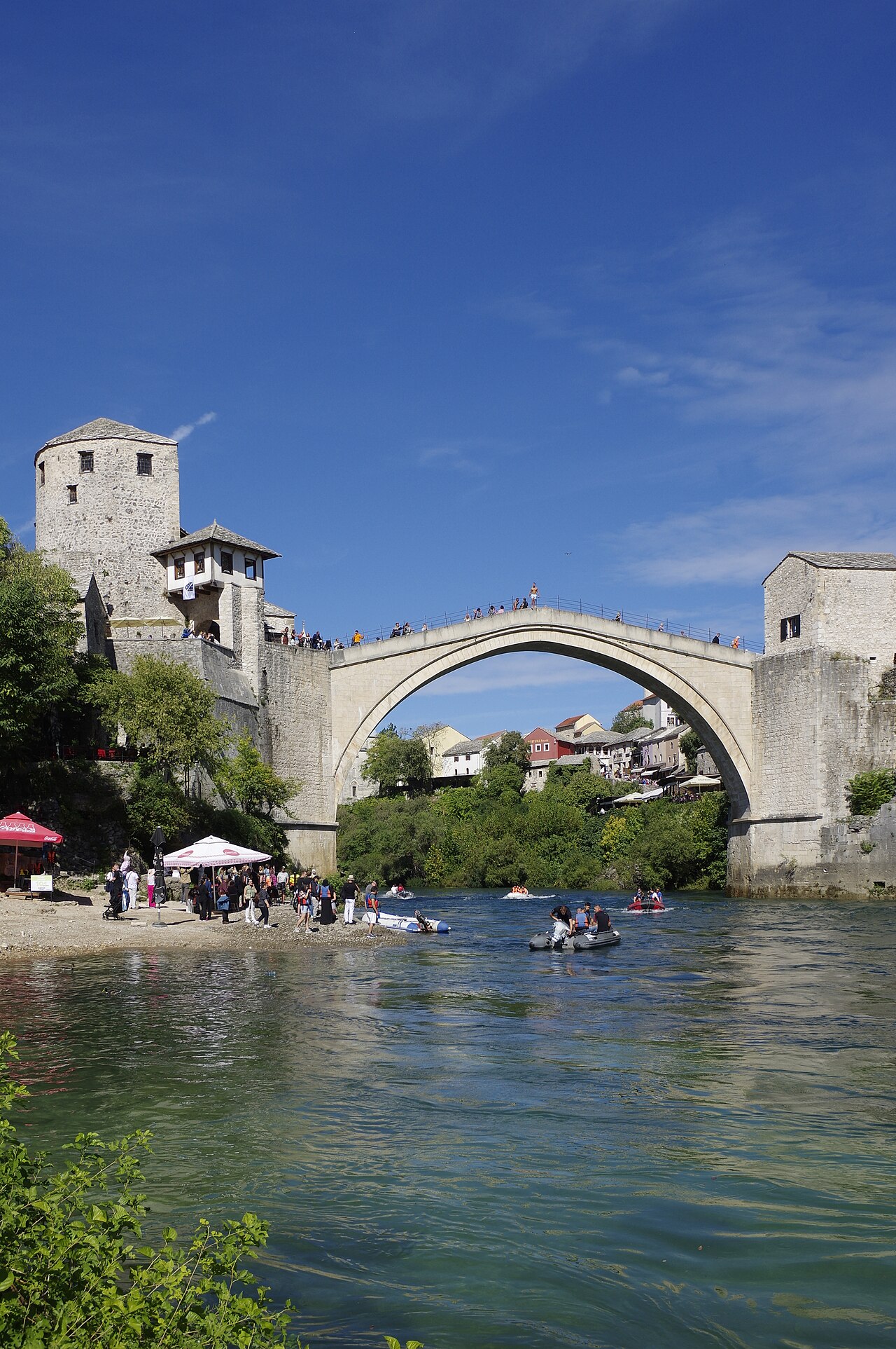 보스니아 모스타르 스타리 모스트 근접 전경