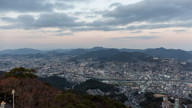 이나사야마 전망대에서 내려다본 나가사키 항구와 시가지 전경