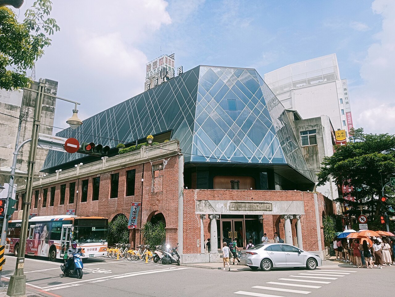 타이중 궁원안과 미야하라의 붉은 벽돌 외관