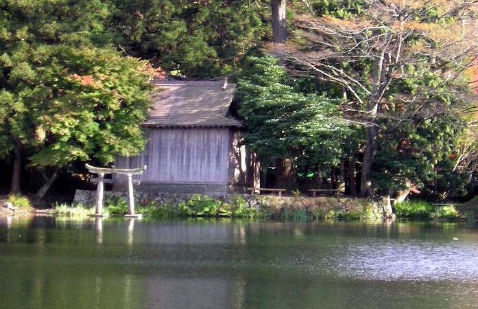 일본 오이타현 유후인 긴린코 호수와 호숫가 풍경